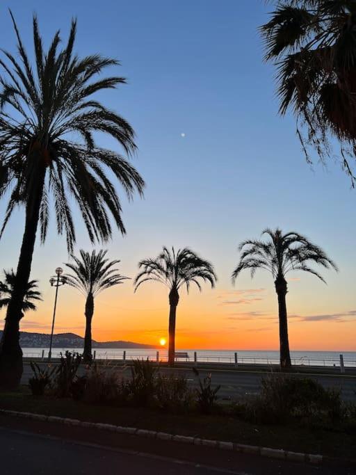 Promenade Des Sea View Apartment